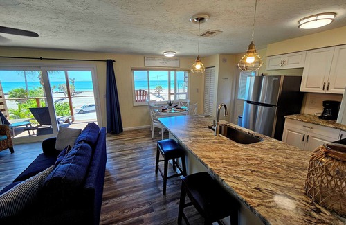 Englewood House | 30 Seconds to Beach Path! All inclusive! Kayaks, SUP's, Bikes & so much more!