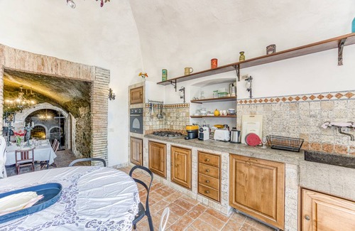 Castiglione in Teverina Resort | 300 m² Luxury rental ∙ 4 bedrooms ∙ 8 guests