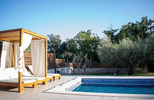 Rudine House | 300 m² House ∙ 5 bedrooms ∙ 10 guests