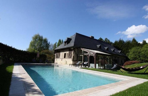 Pont-l'Eveque House | 300 m² House ∙ 6 bedrooms ∙ 12 guests