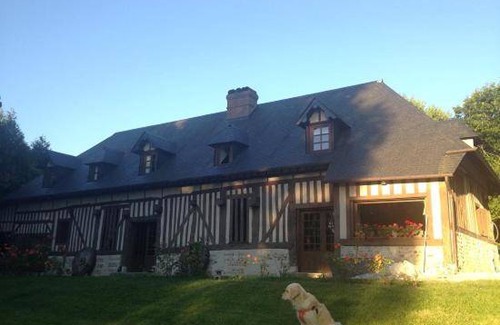Pont-l'Eveque House | 300 m² House ∙ 6 bedrooms ∙ 12 guests