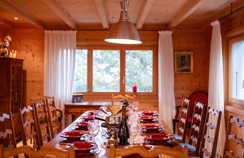 Villars-sur-Ollon Villa | 300 m² Villa ∙ 1 bedroom ∙ 11 guests