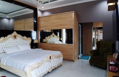 Depok Villa | 300 m² Villa ∙ 4 bedrooms ∙ 10 guests