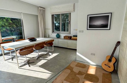Latchi Villa | 300 m² Villa ∙ 5 bedrooms ∙ 14 guests