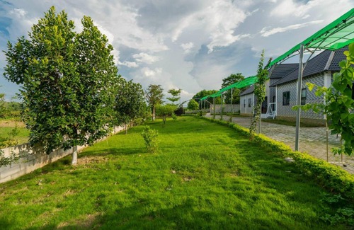 Son Tay Villa | 3000 m² Villa ∙ 6 bedrooms ∙ 20 guests