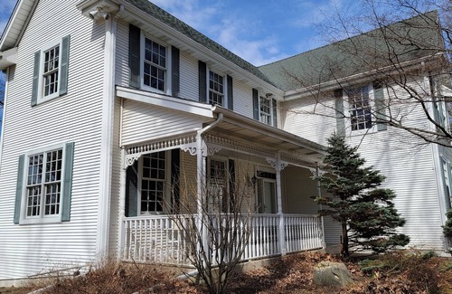 Burlington House | 3000 sq ft home - Private 25 acres on a river - 45 min from Milwaukee or Madison