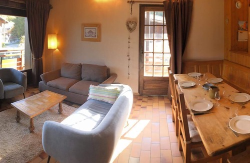 Le Bettex Apartment | 300m from ski slopes, 2nd floor, view mountain, balcony, parking, tv, 65m², Saint Gervais