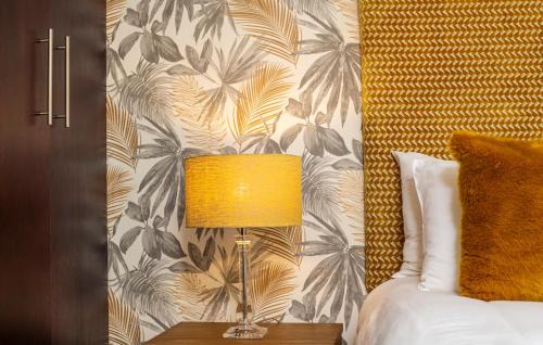 Pollok Beach Apartment | 301 Cascades Apartment