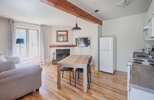 Saint Ferreol les Neiges Condo | [302] 2 bedroom condo at Mont-Sainte-Anne & near Massif