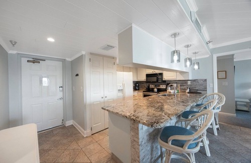 Madeira Beach Condo | #302 The Collwood: 2 BR, 2 BA in Madeira Beach, Sleeps 6