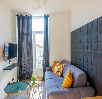 Lepante Quarter Apartment | 304 B Charming apartment refurbished super