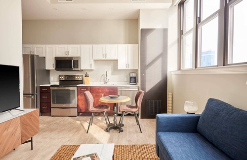 Downtown Detroit Apartment | #304 - Kasa Cadillac Square Detroit