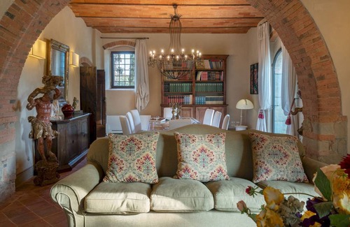 Castiglion Fibocchi Villa | 304 m² Villa ∙ 9 bedrooms ∙ 18 guests