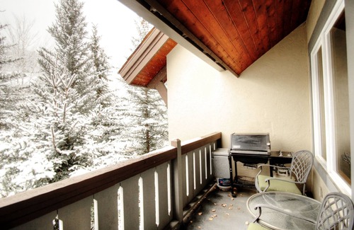 Edwards Condo | 304 Spruce Tree Lodge