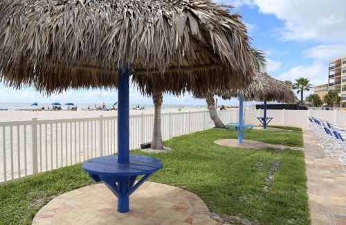Madeira Beach House | 305 Beach Place Condos