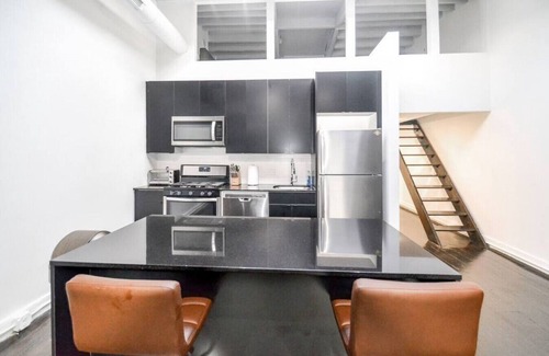 Old City House | 305 - BUILDING · EXCEPTIONAL 4 STORY TOWNHOUSE IN AAA LOCATION