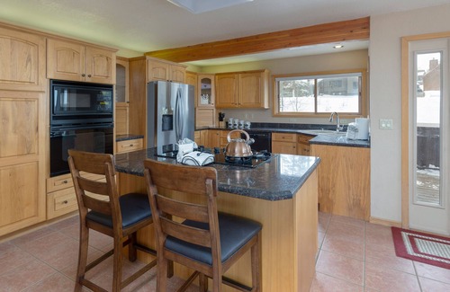 Wildernest House | 31 Buffalo Drive by Summit County Mountain Retreats