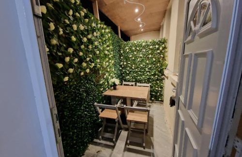 St George's Quarter Apartment | 31 London Road Liverpool Studio Sleeps 4