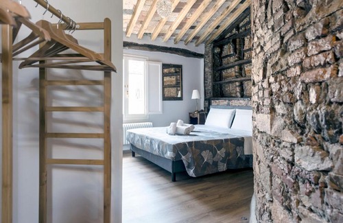 Lucca Historical Center Apartment | 31 steps to Heaven - Heart of Lucca