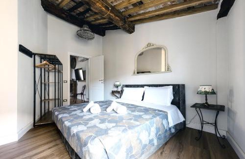 Lucca Historical Center Apartment | 31 steps to Heaven - Heart of Lucca