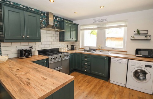 Caldbeck Cottage | 32 FRIAR ROW, pet friendly, with open fire in Caldbeck