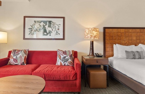 Stowe Area Cabin | #337 | Inside Lodge At Spruce Peak | Studio | Ski in in Ski out