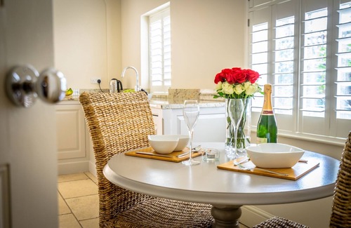 York House | 34 St Olave's - sleeps 7 guests in 3 bedrooms