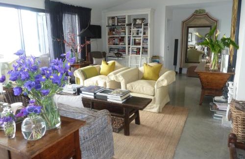 Mount Pleasant Bed & Breakfast | 340 deg Alps & Sea