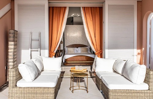 Arienzo Villa | 340 m² Villa ∙ 5 bedrooms ∙ 10 guests