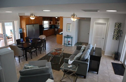 Sugarloaf Shores House | 3400 m² House ∙ 5 bedrooms ∙ 10 guests