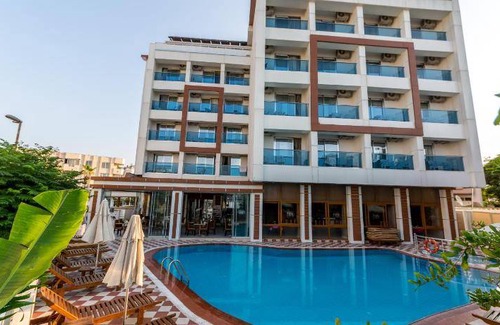 Marmaris City Center Hotel | 35 m² Hotel ∙ 127 guests