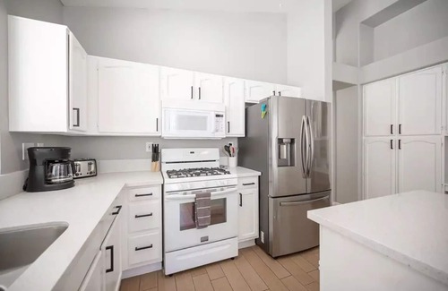 Green Valley House | 35% off Special Green Valley Gem! 3/2 Single Story