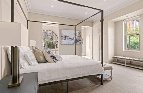 Kirribilli House | 350 m² House ∙ 4 bedrooms ∙ 7 guests