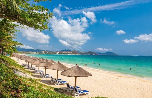 Sanya Resort | 350 m² Resort ∙ 3 bedrooms ∙ 8 guests