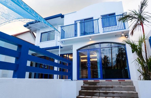 Pansol Villa | 350 m² Villa ∙ 5 bedrooms ∙ 25 guests