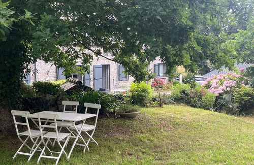Plevenon Apartment | 351 - Authentic farmhouse near the coast