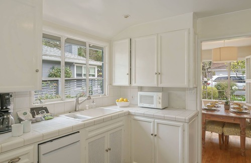 Northeast Carmel House | 3511 La Casa Fina ~ Stunning Interior Design!