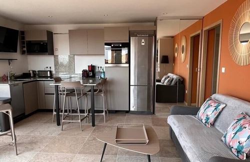 Boulouris-sur-Mer Apartment | 35m2 Sea View Flat with 20 m2 Terrace
