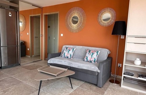 Boulouris-sur-Mer Apartment | 35m2 Sea View Flat with 20 m2 Terrace