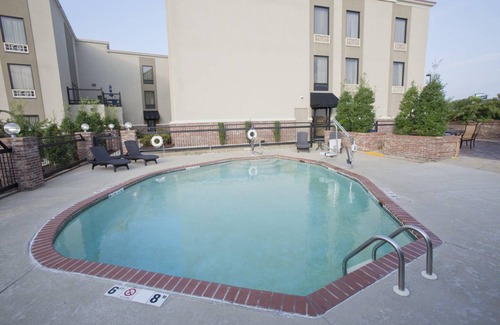 New Albany Hotel | 36 m² Hotel ∙ 127 guests