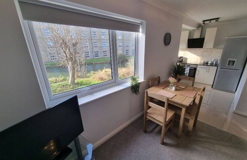Heybridge Apartment | 360 Serviced Accommodations - Canal Side Retreat - 2 Bedroom Apartment