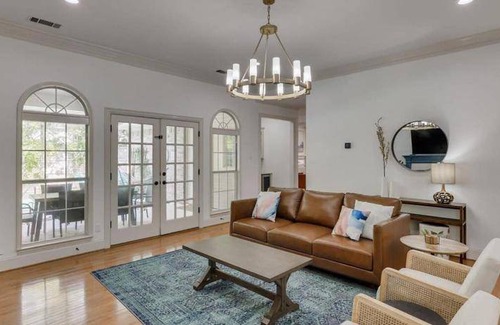 Richardson House | 361 m² House ∙ 5 bedrooms ∙ 14 guests