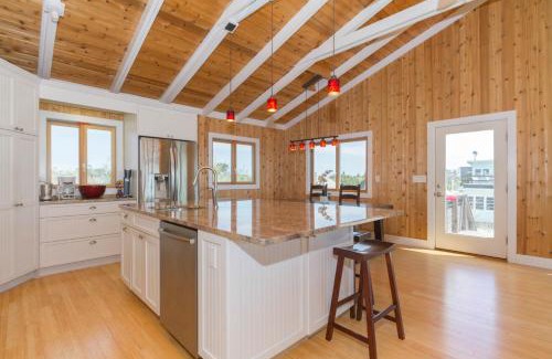 Ocean Bay Park House | 37 Ocean Bay Blvd