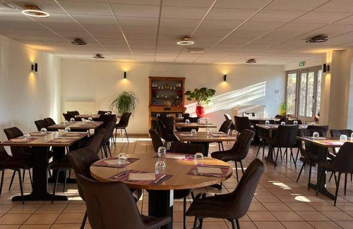 Dionay Hotel | 38 m² Hotel ∙ 5 guests