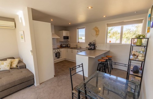 Twizel House | #39 StylishSanctuary · Stylish Holiday Sanctuary - FREE WIFI