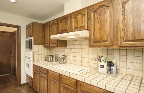 Golden Rectangle House | 3935 Segundo Viento - Walk to Downtown and Beach