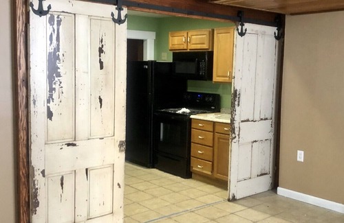 Port Deposit Cottage | 3B/1FB/Kitchen, Center of Town, The Cottage @ the Manor
