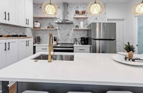 Pittsburgh House | 3B Family Downtown Suite