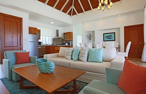 Playa Chiquita Villa | 3BD beachfront guest-friendly villa with private pool, golf cart, gym, waterpark