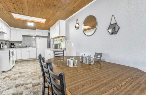 Southeast Colorado Springs House | 3BD Dog Friendly Mid-Term & Corporate Rental